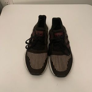 Adidas swift sneakers